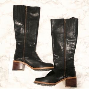 clarkdale sona boot tan